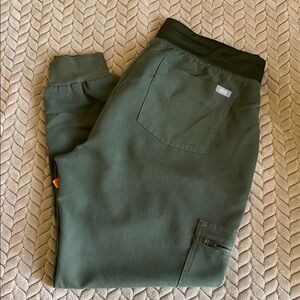 FIGS Zamora Jogger Scrub Pants